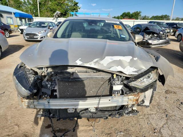  FORD FUSION 2018 Beige