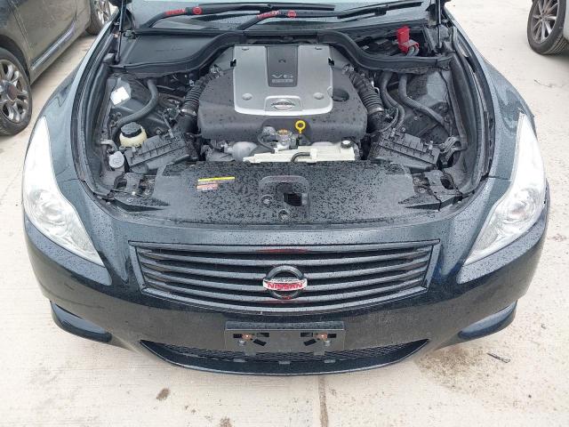 2011 NISSAN SKYLINE 37
