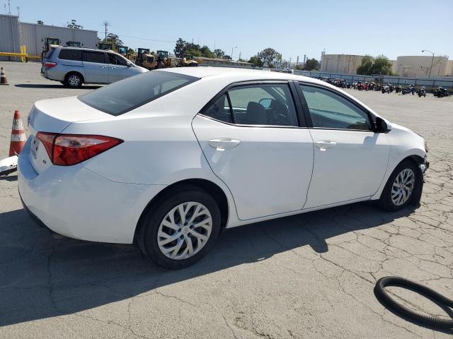 TOYOTA COROLLA 2017 White