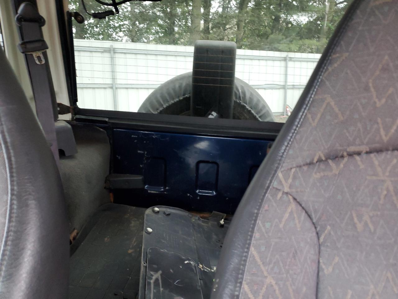 2001 Jeep Wrangler / Tj Sport VIN: 1J4FA49S01P363856 Lot: 62494785