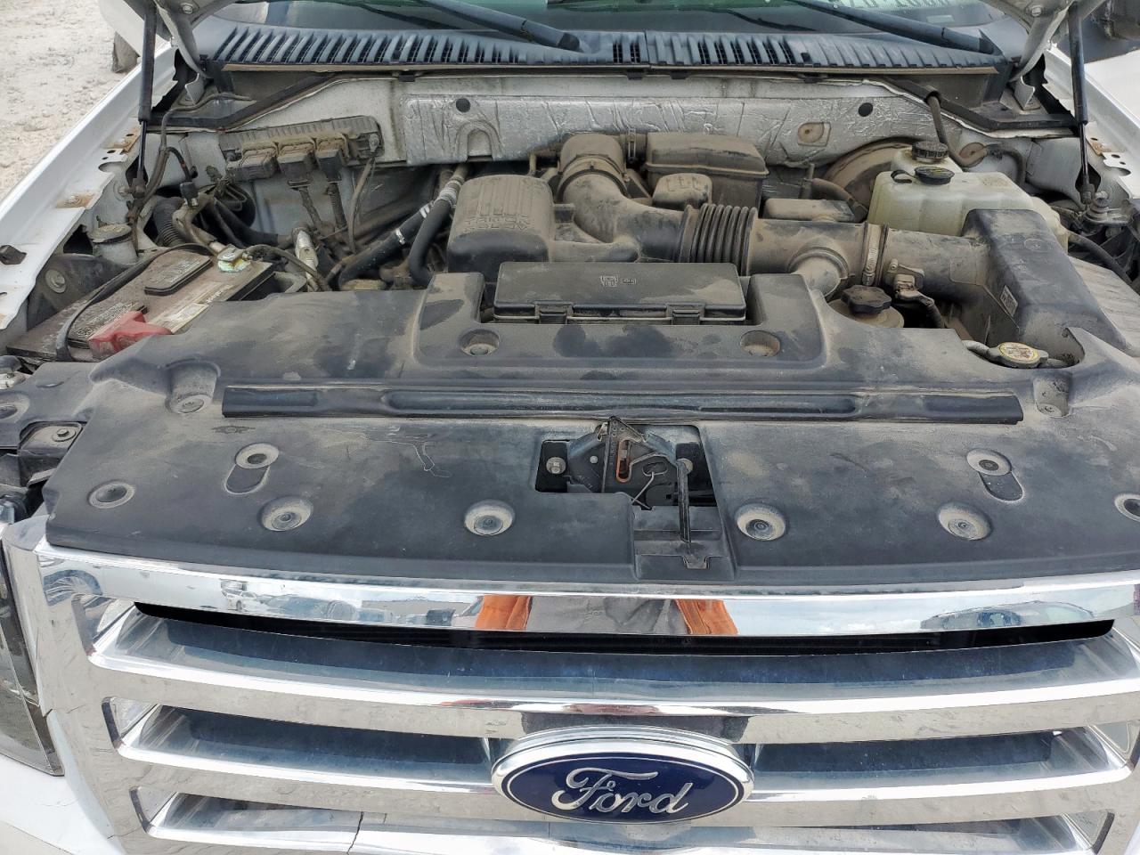 2013 Ford Expedition Limited VIN: 1FMJU1K52DEF33253 Lot: 62860635
