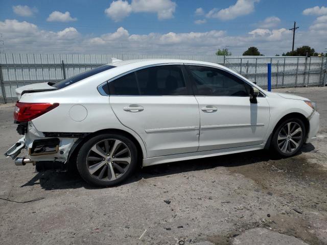  SUBARU LEGACY 2017 Biały