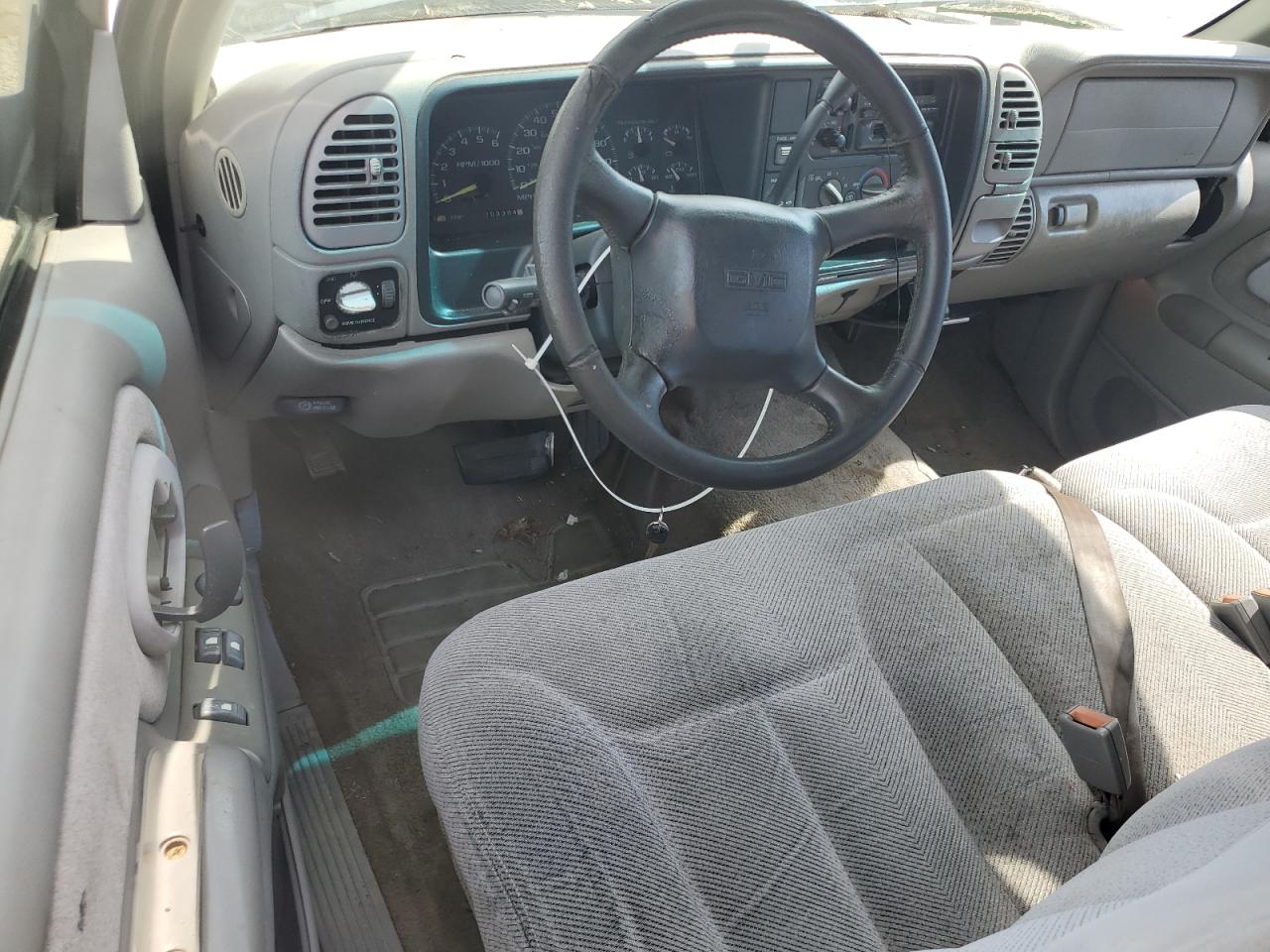 GMC SIERRA 1998 VIN 1GTEC19R3WE549093 photo 8