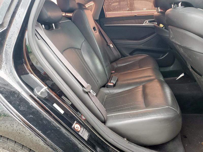  HYUNDAI GENESIS 2015 Czarny