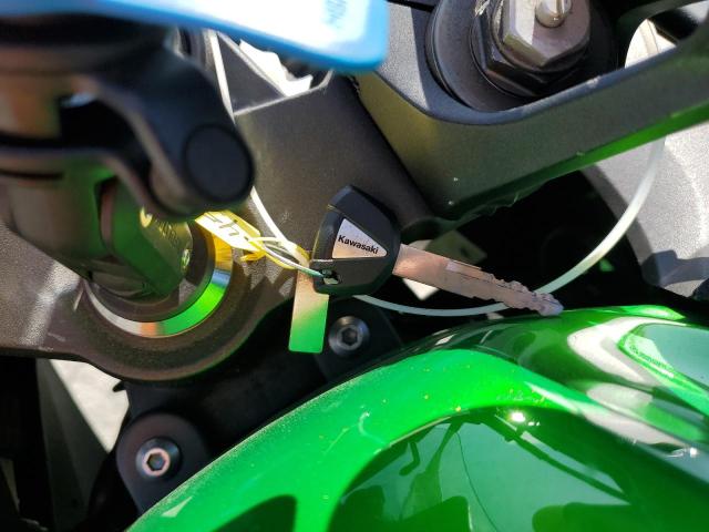  KAWASAKI NINJA ZX1K 2017 Зелений