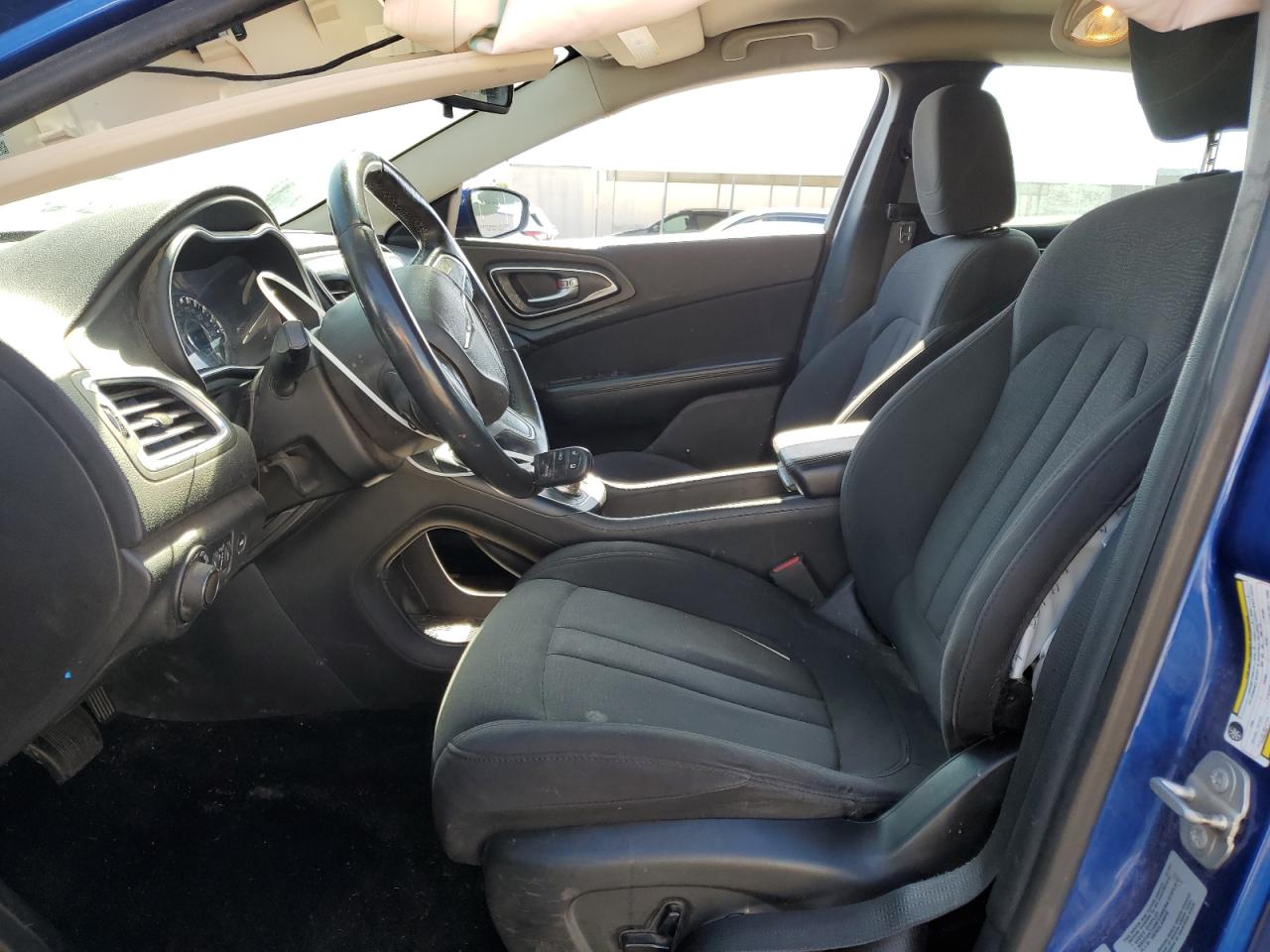 2015 Chrysler 200 Limited VIN: 1C3CCCAB2FN745807 Lot: 63023825