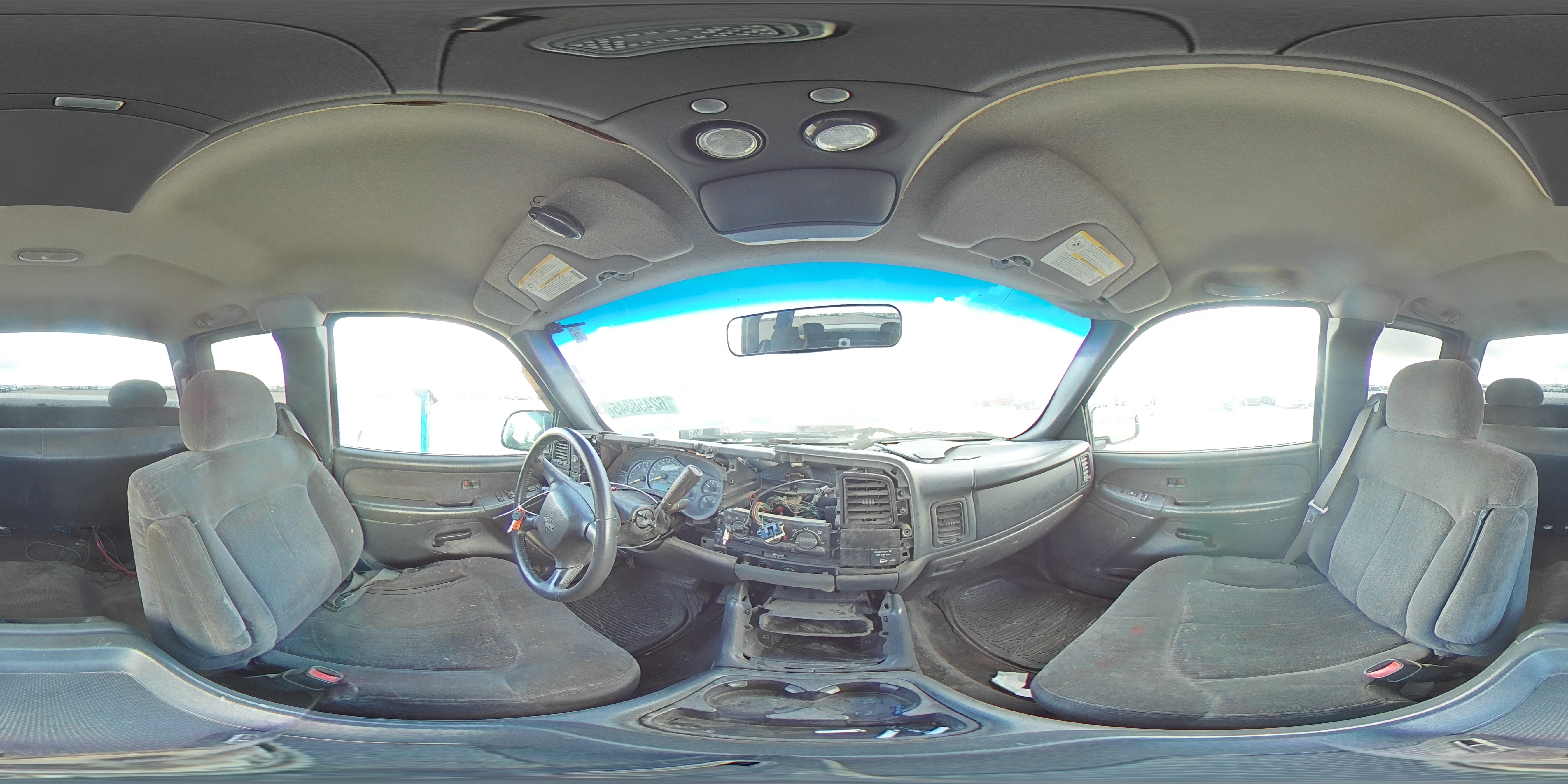 2001 Chevrolet Silverado C1500 VIN: 2GCEC19T411174823 Lot: 62458345