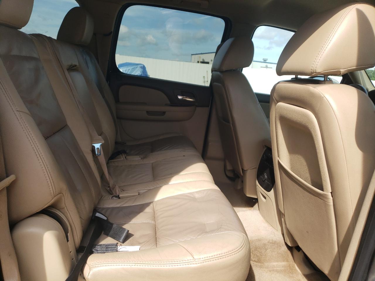 2011 Chevrolet Suburban K1500 Ls VIN: 1GNSKHE30BR154492 Lot: 62687985
