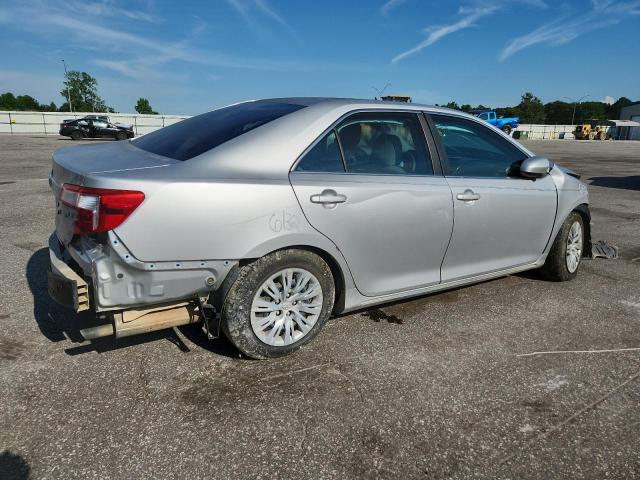 Sedans TOYOTA CAMRY 2012 Silver