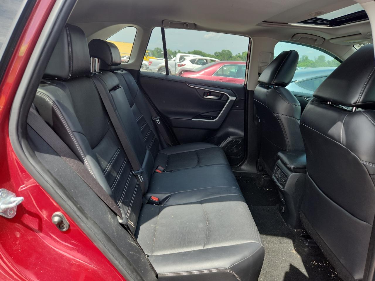 2022 Toyota Rav4 Limited VIN: JTMY1RFV3ND085892 Lot: 61848985