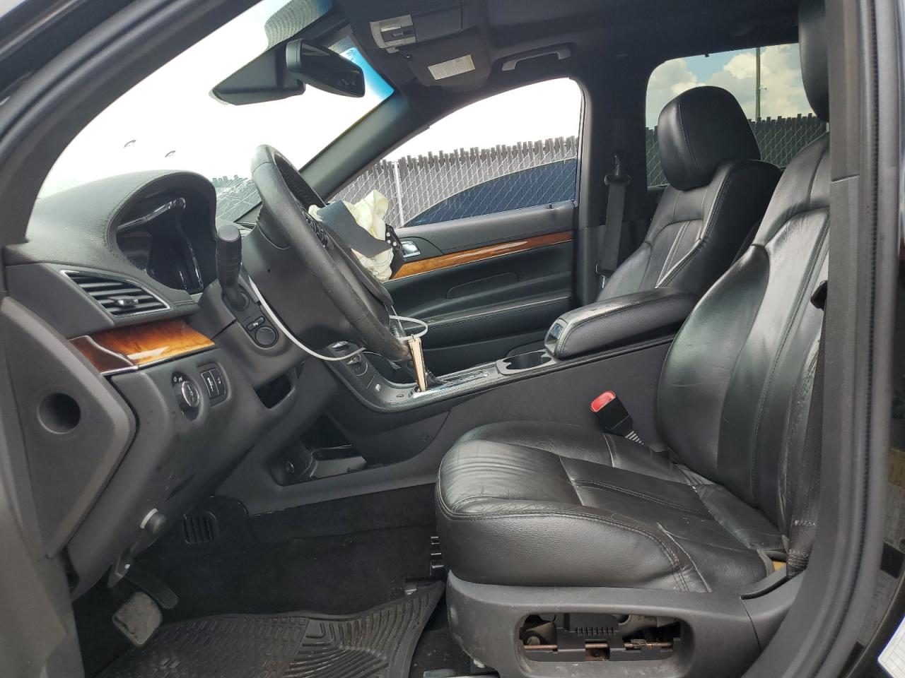 2015 Lincoln Mkt VIN: 2LMHJ5NKXFBL01356 Lot: 62575095