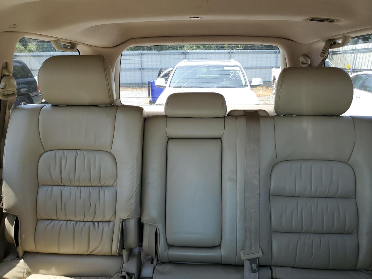 2004 Lexus Lx 470 VIN: JTJHT00W443535946 Lot: 61731325