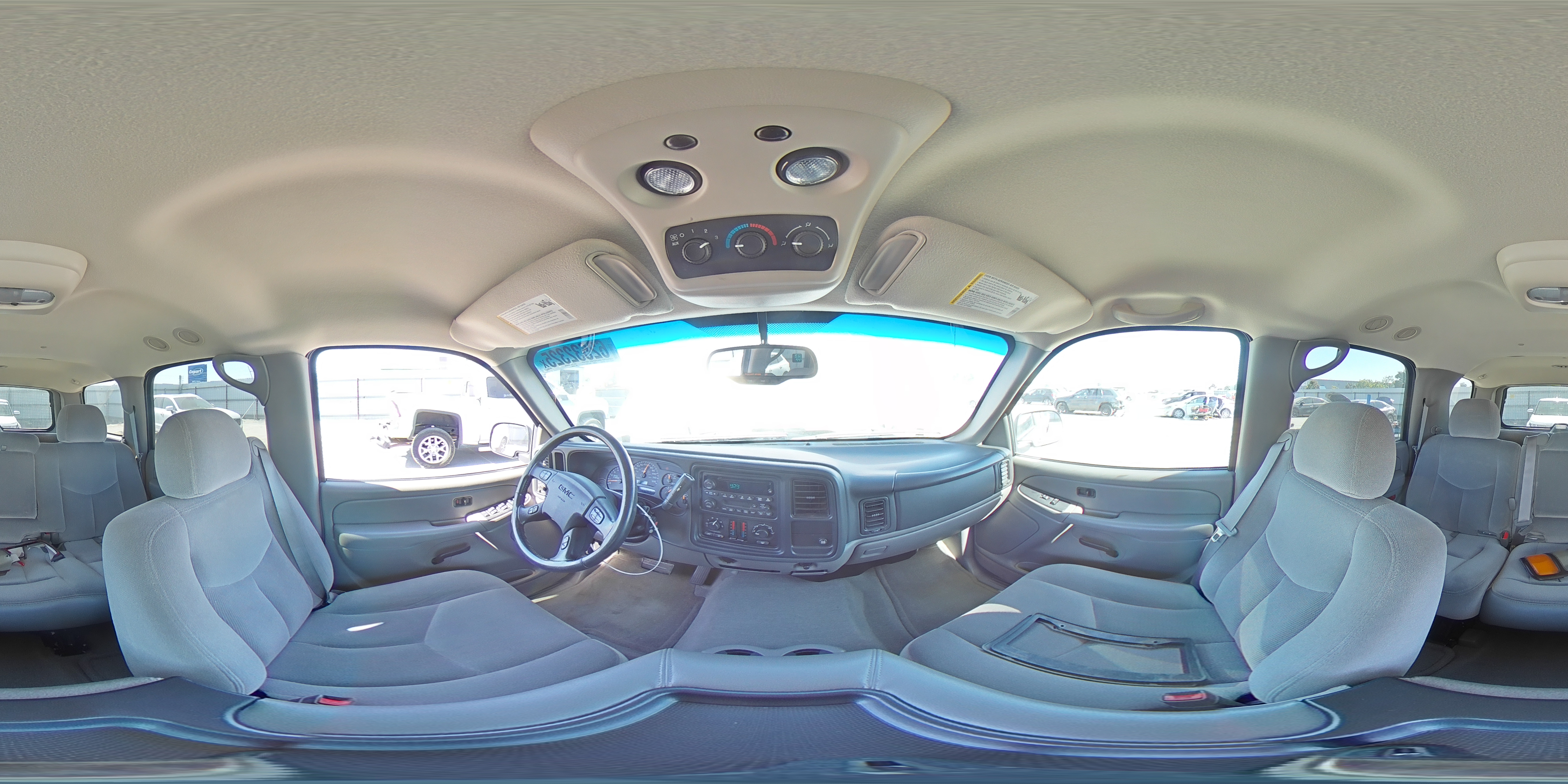 2004 GMC Yukon VIN: 1GKEC13V84R213701 Lot: 62532325