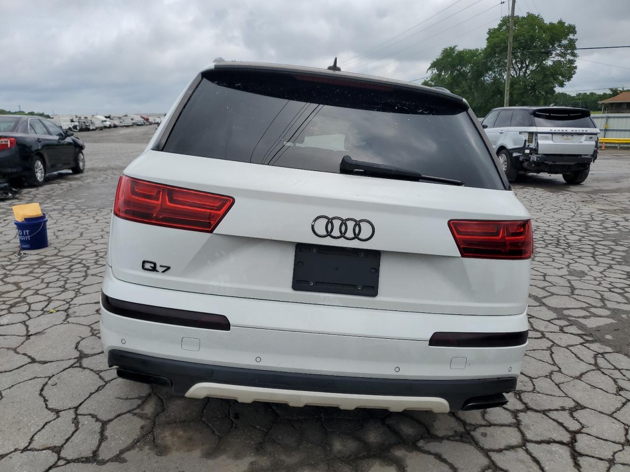 2019 Audi Q7 Premium Plus VIN: WA1LAAF75KD001672 Lot: 60905105
