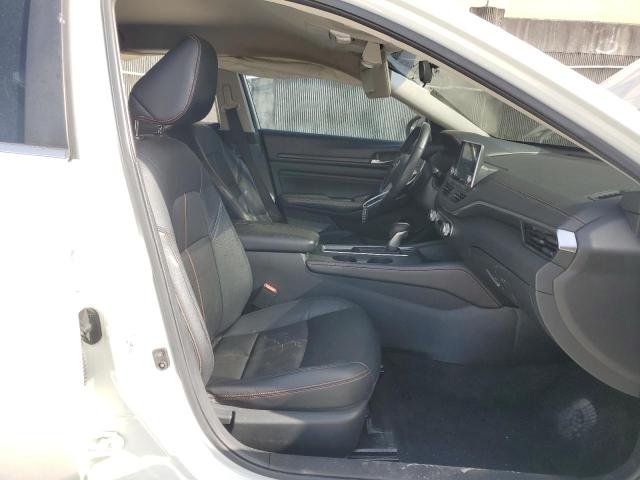  NISSAN ALTIMA 2019 White