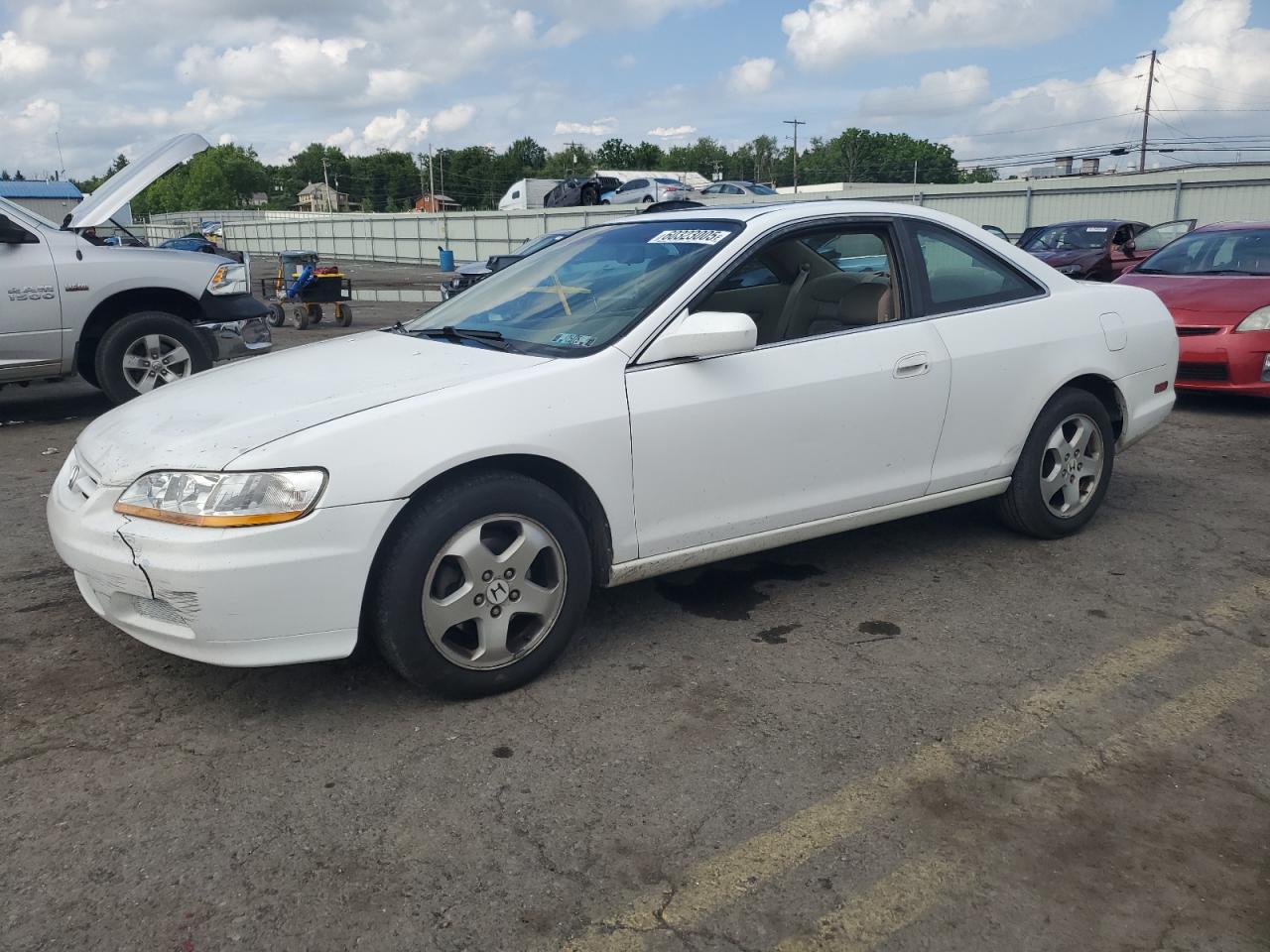 1998 Honda Accord Ex for Sale in Pennsburg, PA - Side