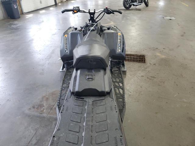 2021 SKIDOO RENEGADE  