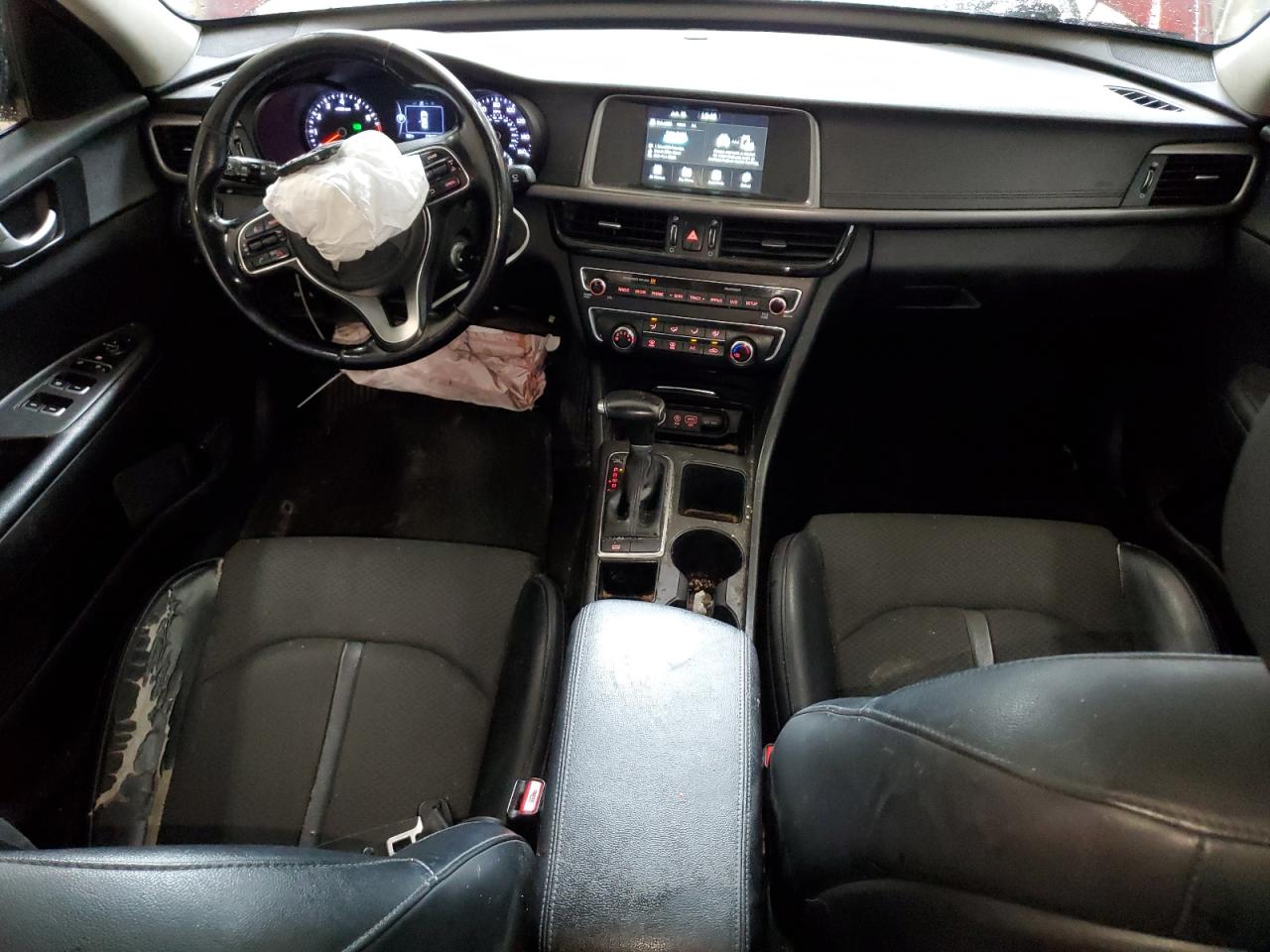 KIA OPTIMA 2018 VIN 5XXGT4L30JG233640 фото 8