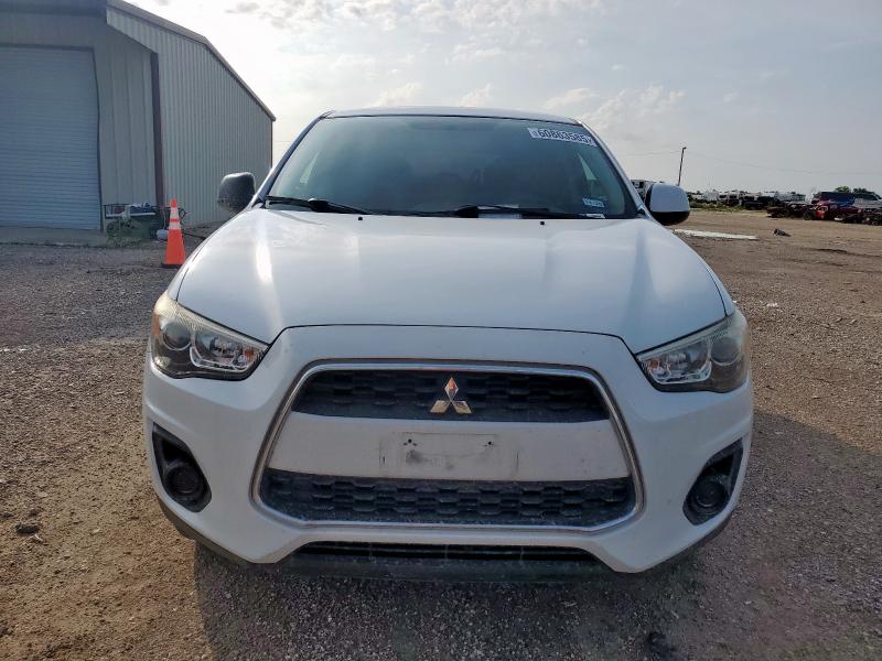  MITSUBISHI OUTLANDER 2015 Белый