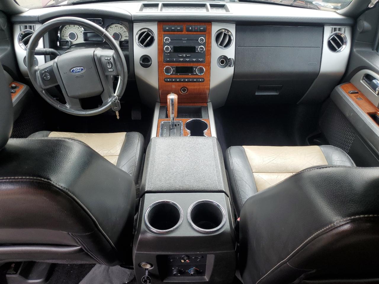 2010 Ford Expedition Eddie Bauer VIN: 1FMJU1H5XAEB72924 Lot: 62545325
