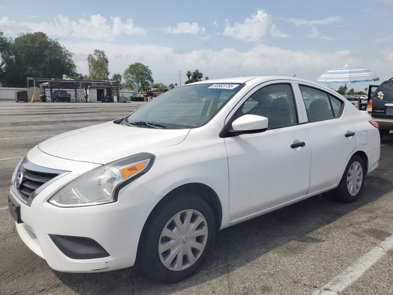 2016 Nissan Versa S na sprzedaż w Van Nuys, CA - Side