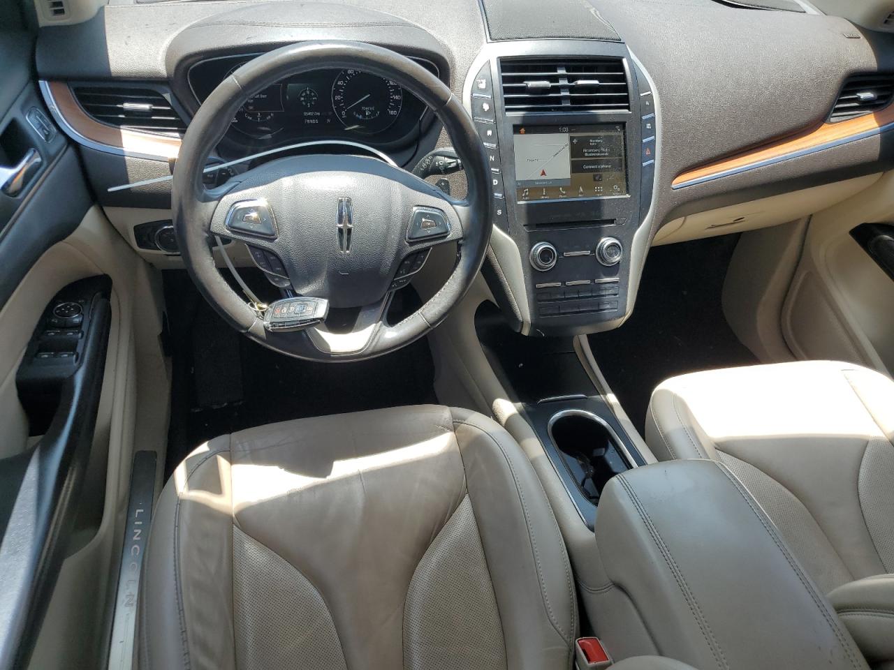 2018 Lincoln Mkc Select VIN: 5LMCJ2C96JUL23410 Lot: 61287595