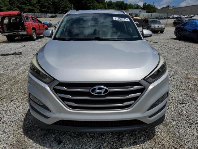 Parquets HYUNDAI TUCSON 2017 Srebrny