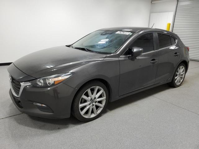  MAZDA 3 2017 Серый