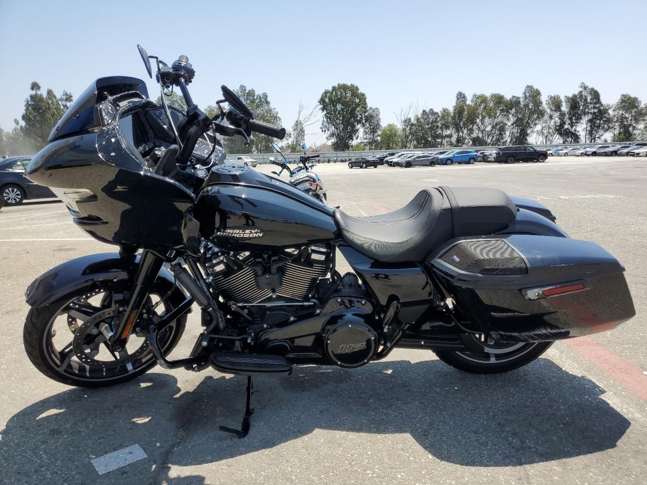 HARLEY-DAVIDSON FL 2024 VIN 1HD1KH727RB622163 zdjęcie 3