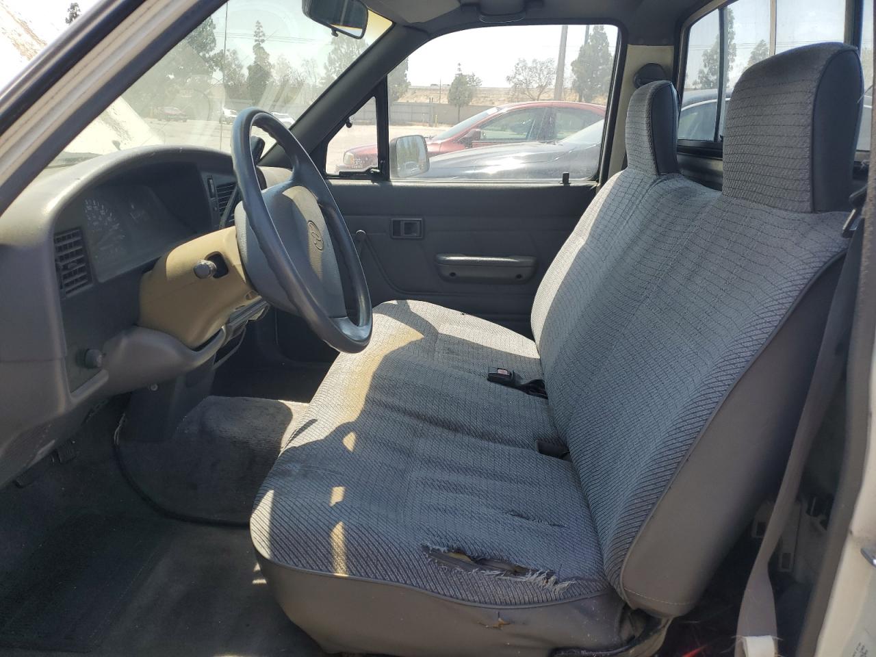 1993 Toyota Pickup 1/2 Ton Short Wheelbase Dx VIN: JT4RN81P1P5169962 Lot: 62419845