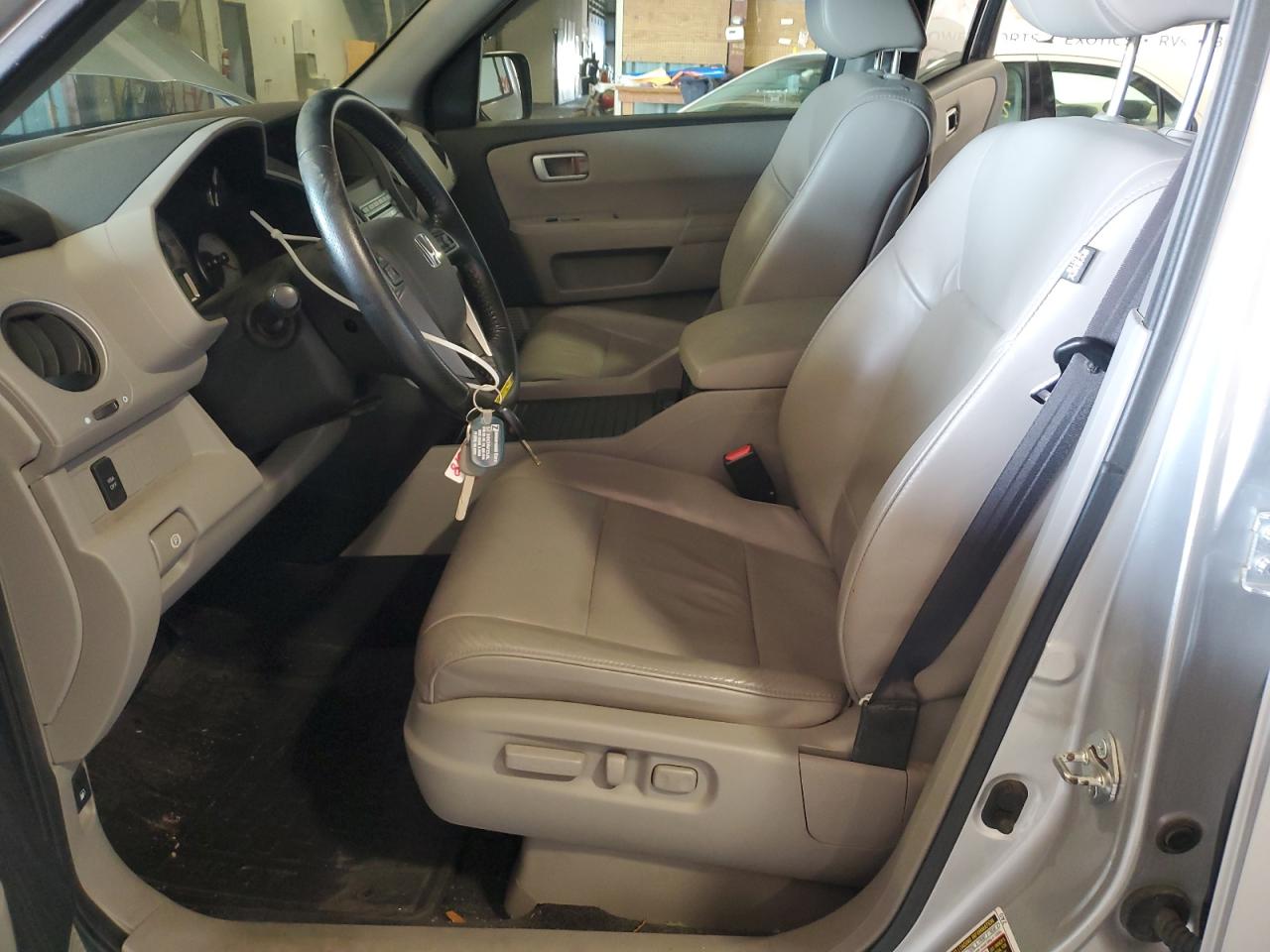 2011 Honda Pilot Exl VIN: 5FNYF4H53BB049318 Lot: 60914595