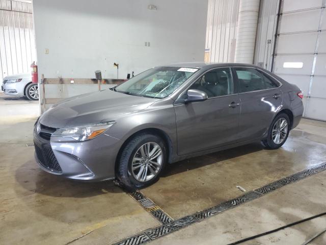  TOYOTA CAMRY 2017 Серый