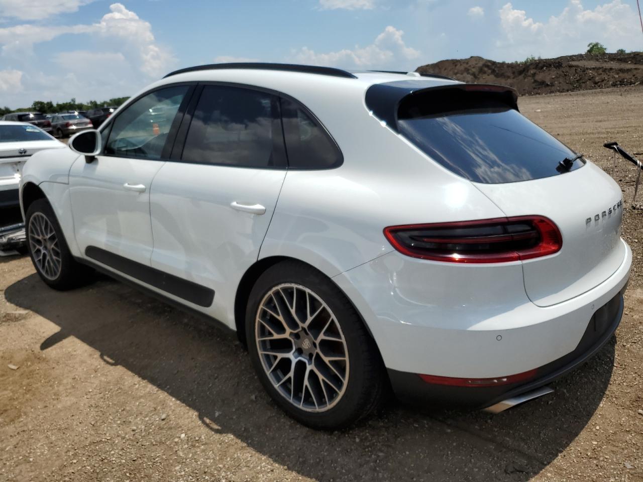 PORSCHE MACAN 2018 VIN WP1AA2A56JLB13473 photo 2