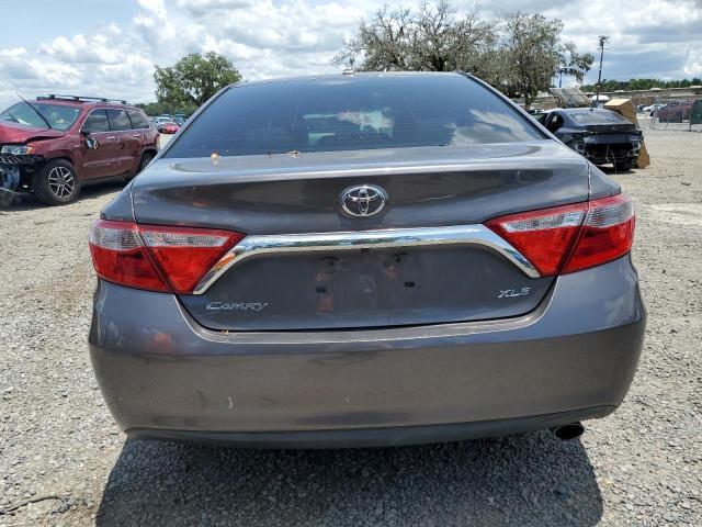  TOYOTA CAMRY 2017 Серый