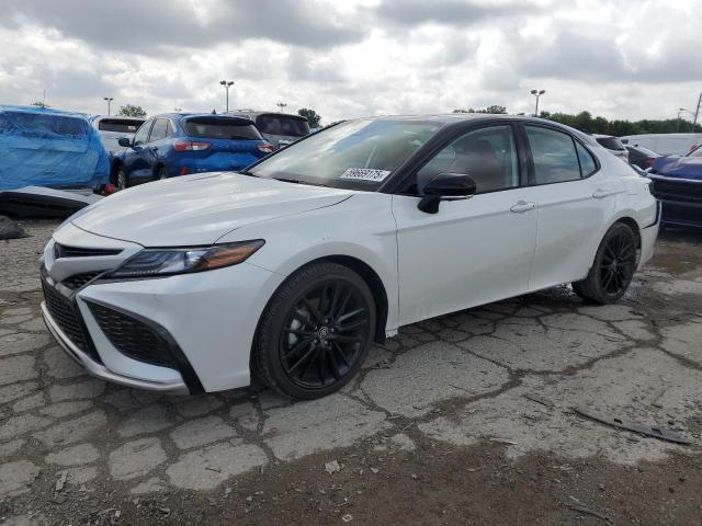  TOYOTA CAMRY 2024 Белы