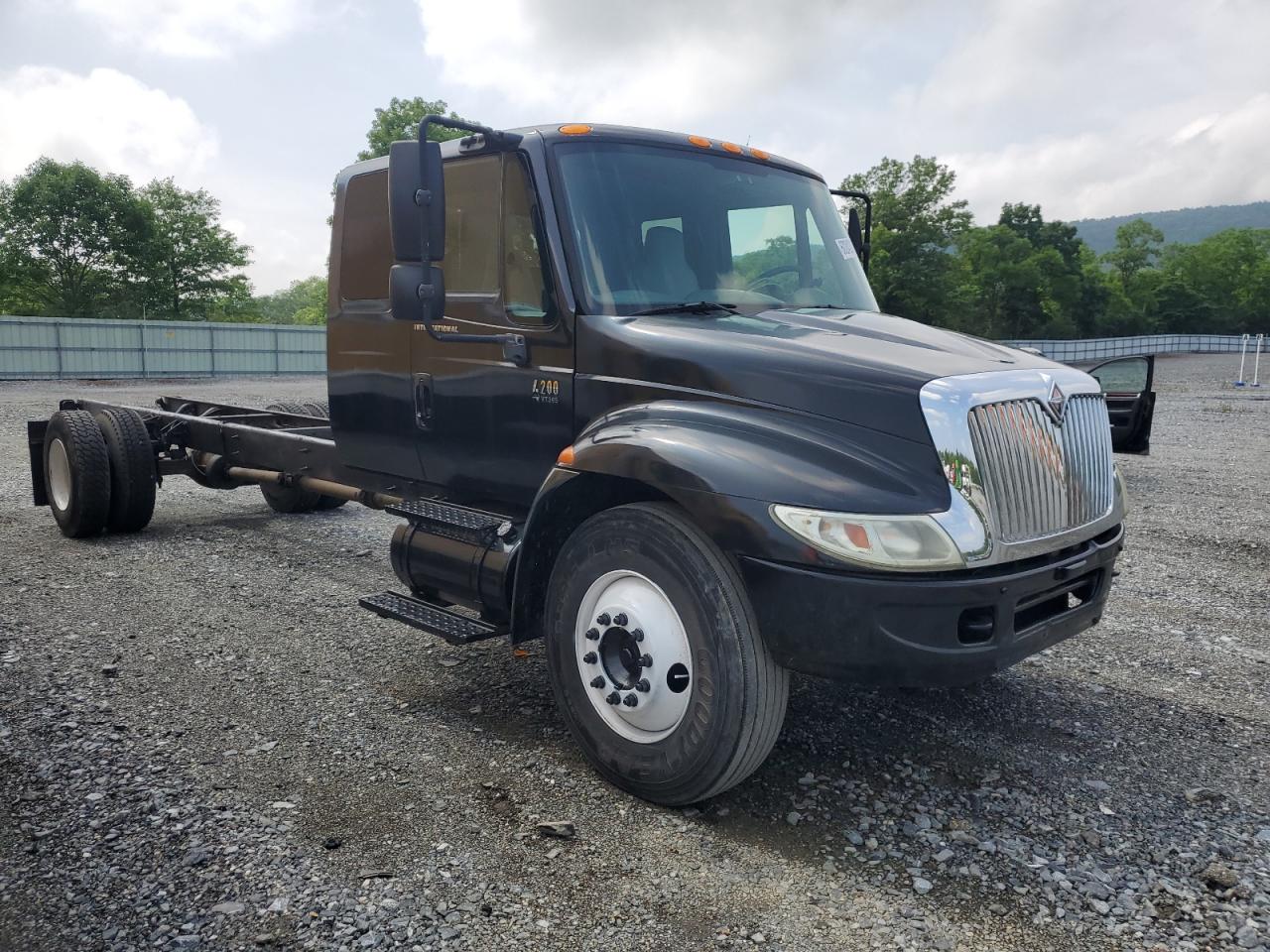 Grantville, PA에서 판매 중인 2005 International 4000 4200 - Mechanical