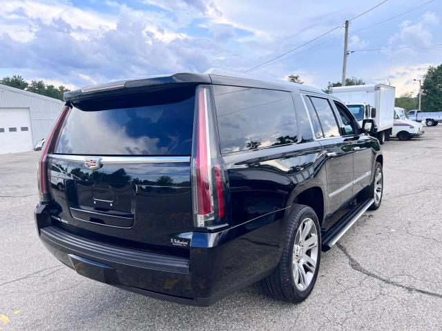 Parquets CADILLAC ESCALADE 2016 Czarny
