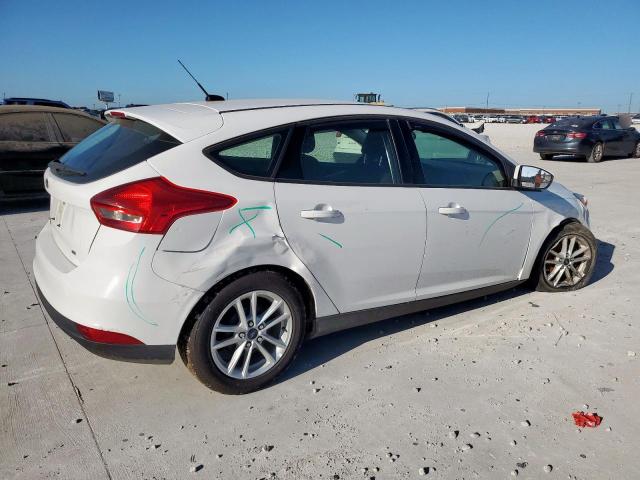  FORD FOCUS 2018 White