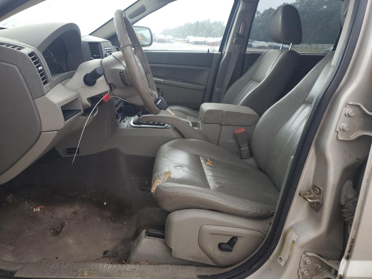 2007 Jeep Grand Cherokee Laredo VIN: 1J8HS48P37C574339 Lot: 63134105