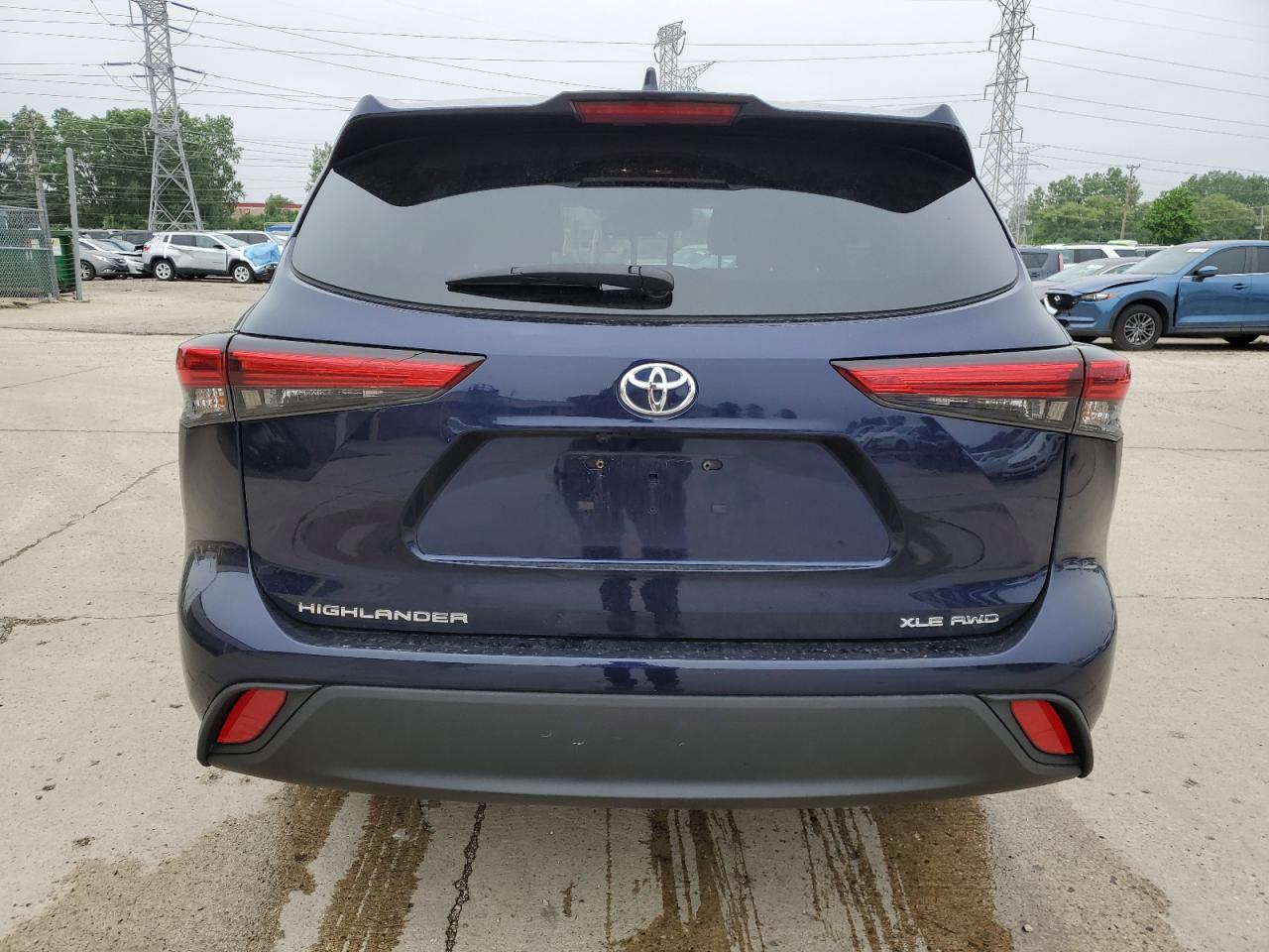 2022 Toyota Highlander Xle VIN: 5TDHZRBH4NS574864 Lot: 62293185