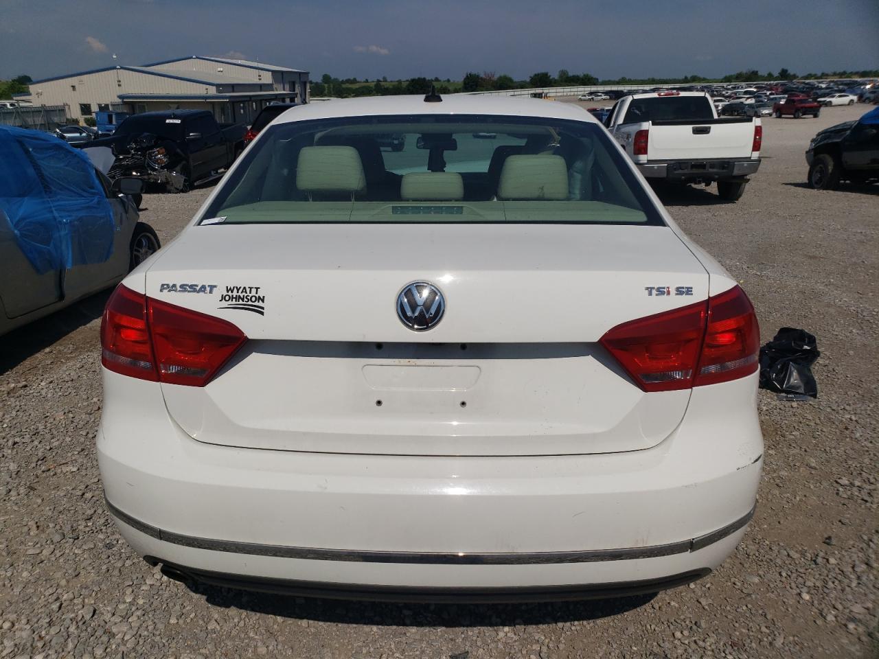 2015 Volkswagen Passat Se VIN: 1VWBS7A32FC066431 Lot: 62383285
