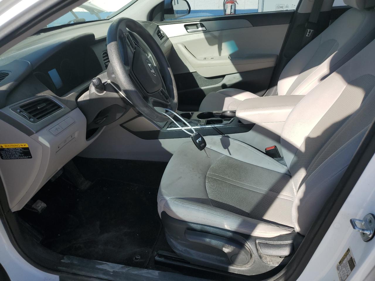 2015 Hyundai Sonata Se VIN: 5NPE24AF9FH015893 Lot: 62913215