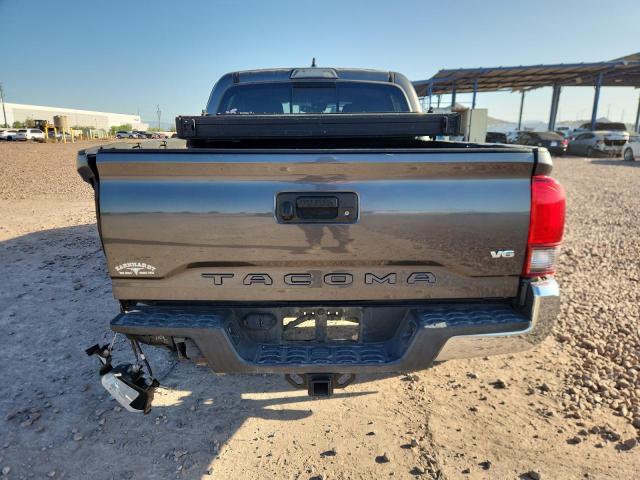  TOYOTA TACOMA 2018 Gray