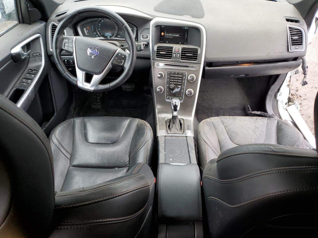 2015 Volvo Xc60 T6 Platinum VIN: YV4902RM4F2720209 Lot: 61795305