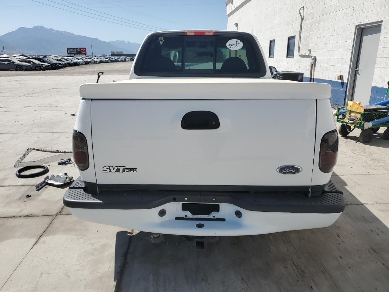 2000 Ford F150 Svt Lightning VIN: 2FTZF073XYCA68722 Lot: 61056675