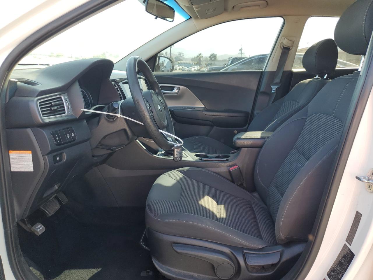 2019 Kia Niro Fe VIN: KNDCB3LC3K5352994 Lot: 60804215
