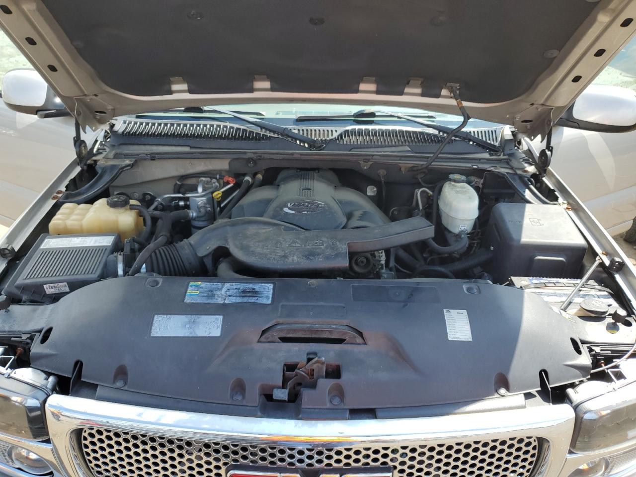 2005 GMC Yukon Xl Denali VIN: 1GKFK66U95J113369 Lot: 90782545