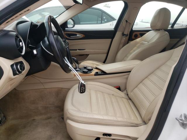  ALFA ROMEO GIULIA 2018 Білий