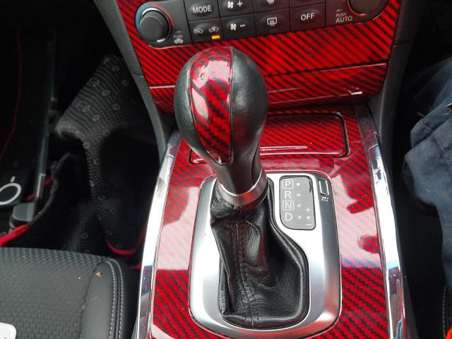 2011 NISSAN SKYLINE 37