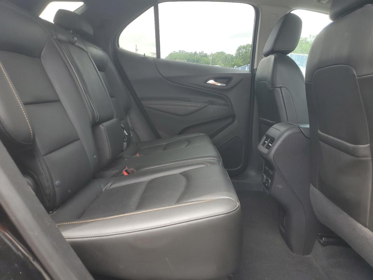 2018 Chevrolet Equinox Premier VIN: 2GNAXWEXXJ6195677 Lot: 63064815